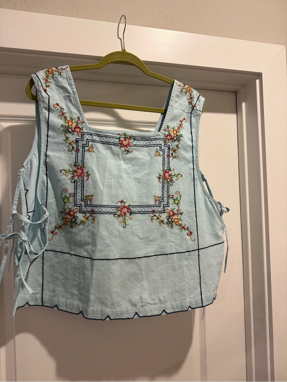 Free People Garden Wall Embroidered Crop Cotton Top XL - Picture 5 of 7
